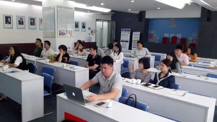 華企網(wǎng)絡(luò)2018年度第四期客戶增值服務(wù)培訓(xùn)圓滿結(jié)束|深圳網(wǎng)站建設(shè)