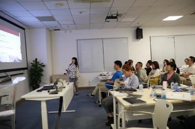 我院召開(kāi)科研教學(xué)管理業(yè)務(wù)培訓(xùn)交流會(huì)